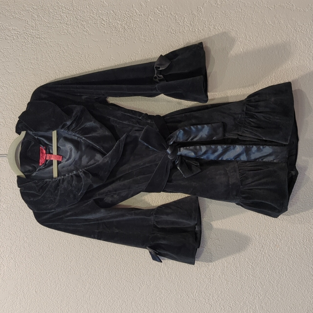 Betsey Johnson Loligoth Black Velvet Bathrobe